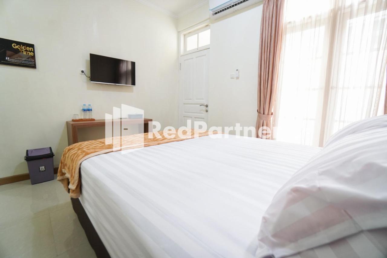 Hotel Fazza Syariah Mitra Reddoorz à Jakarta Extérieur photo