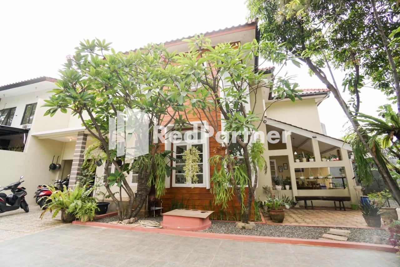 Hotel Fazza Syariah Mitra Reddoorz à Jakarta Extérieur photo