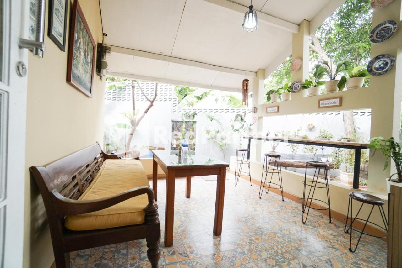 Hotel Fazza Syariah Mitra Reddoorz à Jakarta Extérieur photo