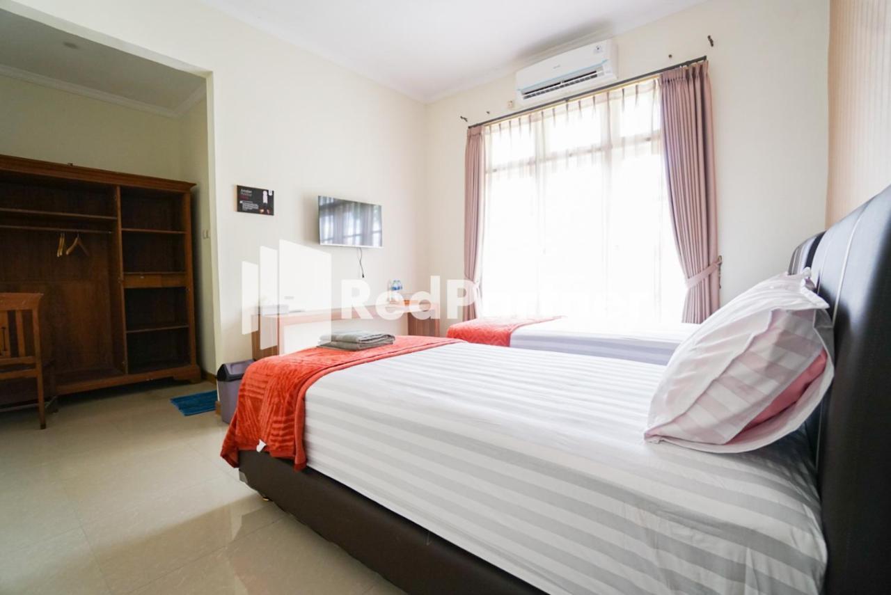 Hotel Fazza Syariah Mitra Reddoorz à Jakarta Extérieur photo