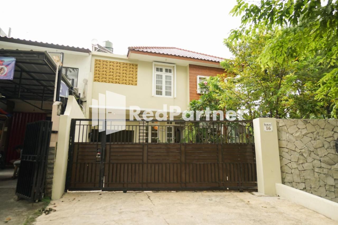 Hotel Fazza Syariah Mitra Reddoorz à Jakarta Extérieur photo