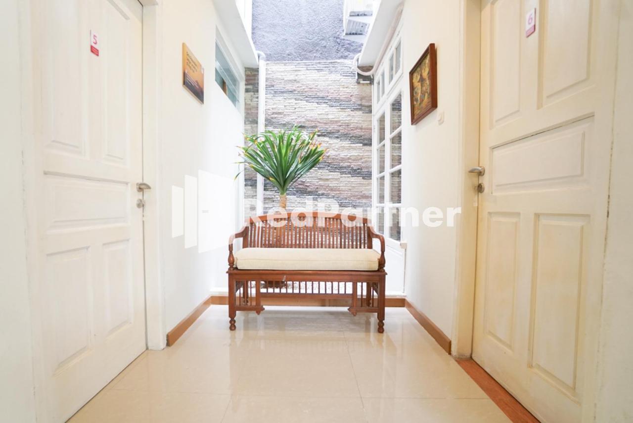 Hotel Fazza Syariah Mitra Reddoorz à Jakarta Extérieur photo